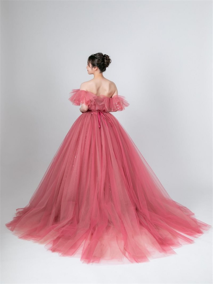 カラードレスのご紹介★